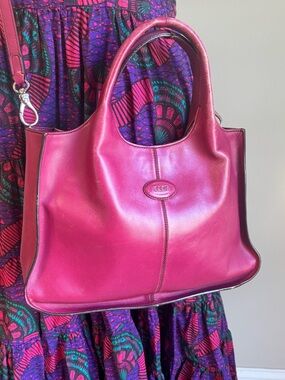 Tod’s Berry Pink Leather Two Way Satchel Crossbody Shoulder Bag Italy